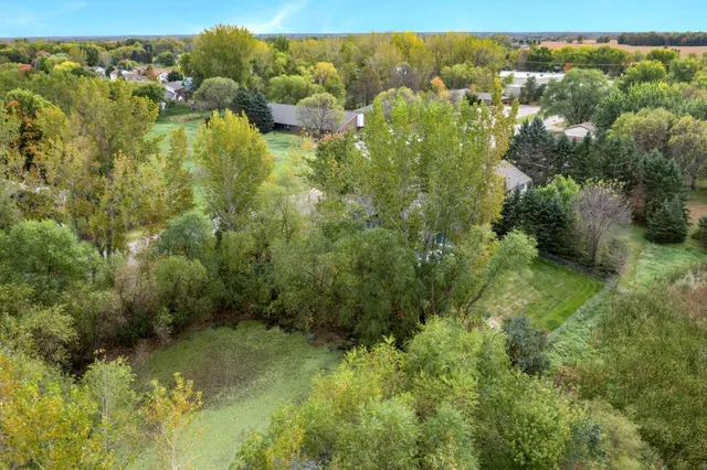 $323,500 | 305 Garfield Avenue South, Montrose, MN 55363