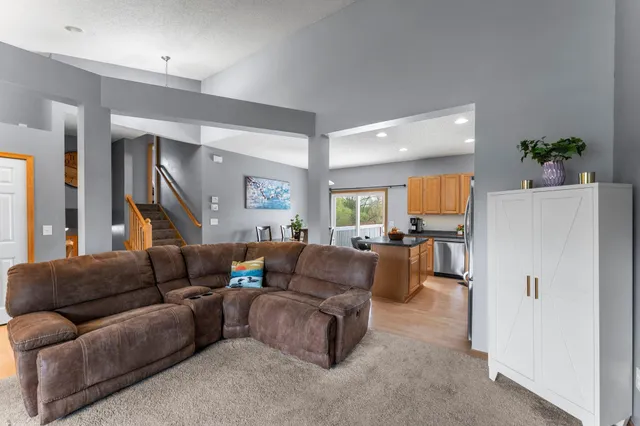 $323,500 | 305 Garfield Avenue South, Montrose, MN 55363