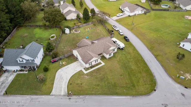 $323,000 | 114 Trailwood Drive, Hubert, NC 28539