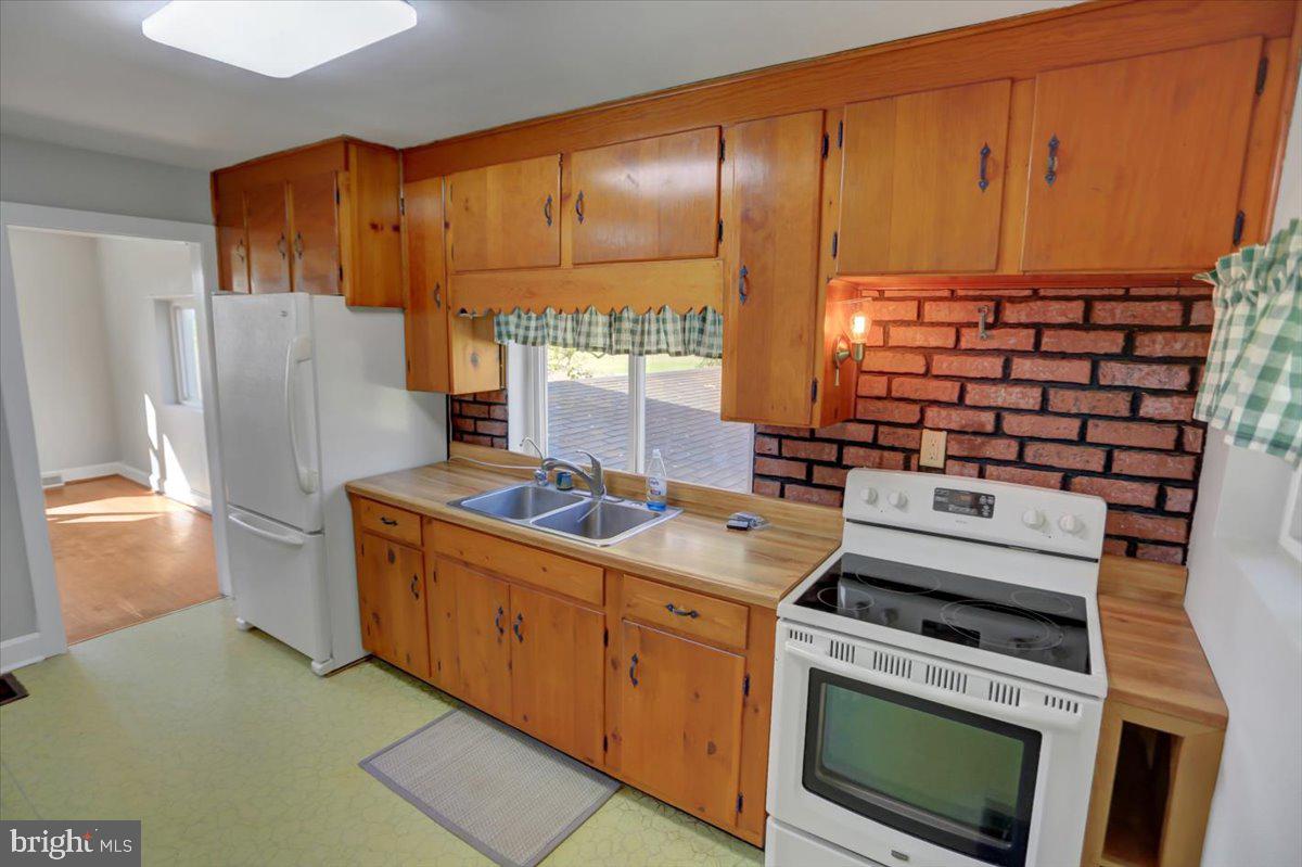 8919 Goods Dam Road Waynesboro, PA 17268 - Photo 17 of 34