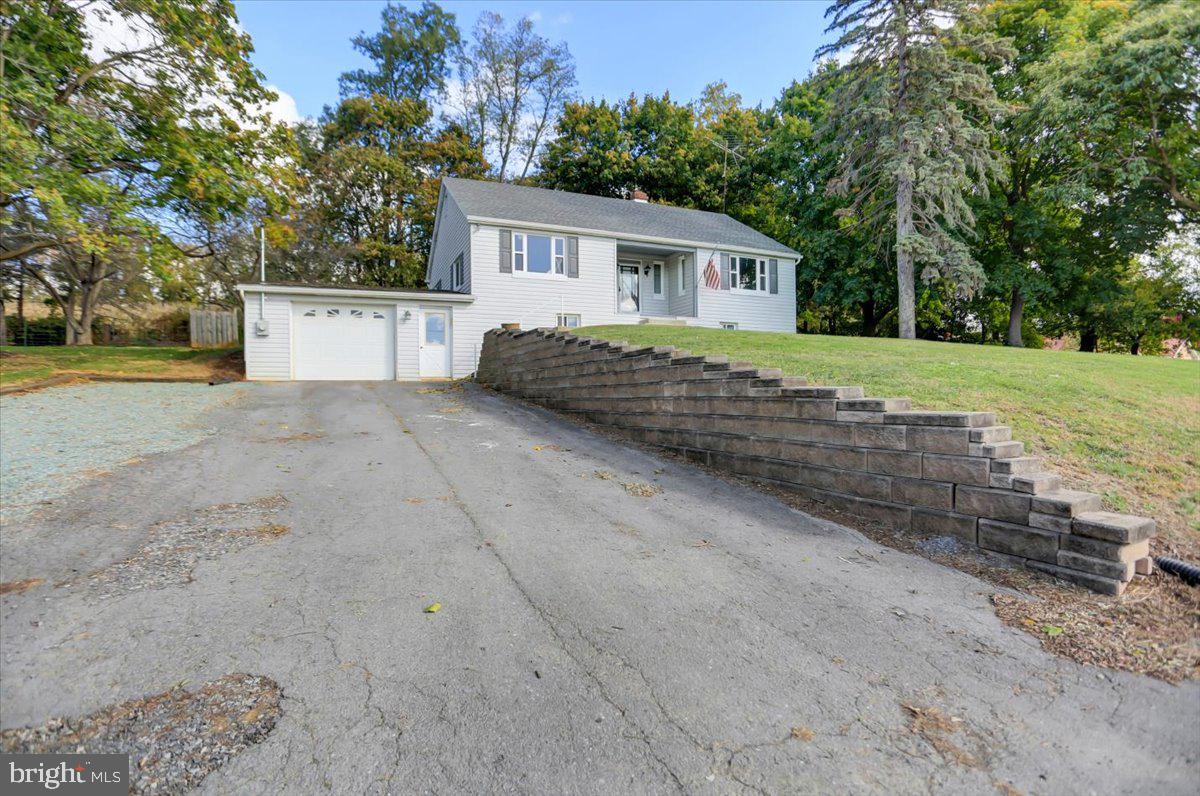 8919 Goods Dam Road Waynesboro, PA 17268 - Photo 3 of 34