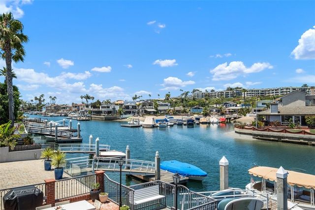 $6,450,000 | 3810 Channel Place, Newport Beach, CA 92663