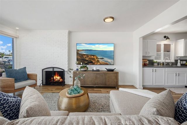 $6,450,000 | 3810 Channel Place, Newport Beach, CA 92663