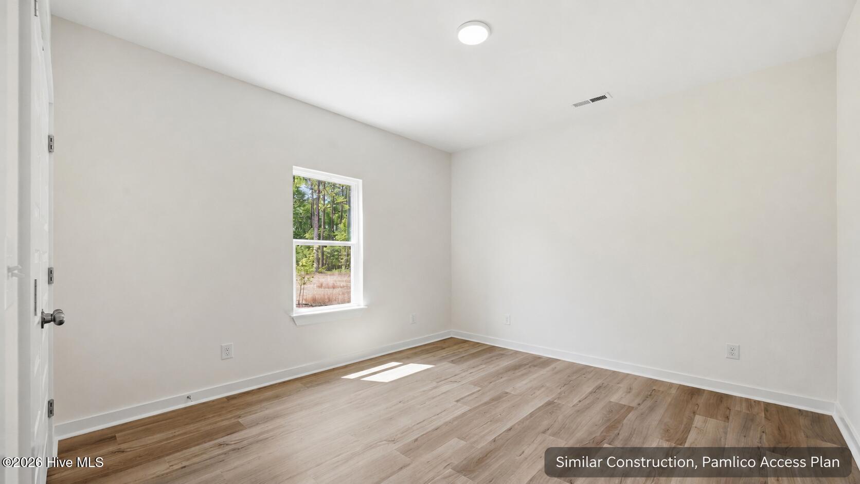 331 Antioch Road New Bern, NC 28560 - Photo 18 of 28 Guest Bedroom 2