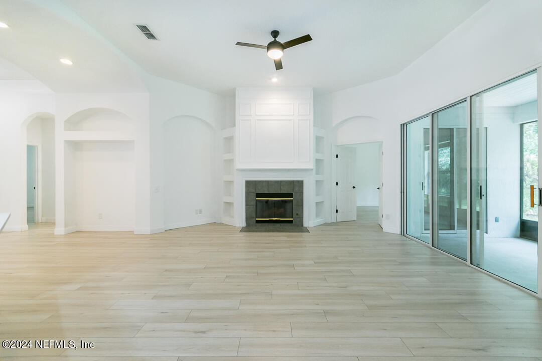8867 Harvards Cove Court Jacksonville, FL 32256 - Photo 18 of 35 Family Room