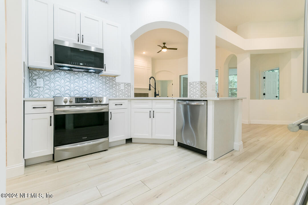 8867 Harvards Cove Court Jacksonville, FL 32256 - Photo 4 of 35 Kitchen