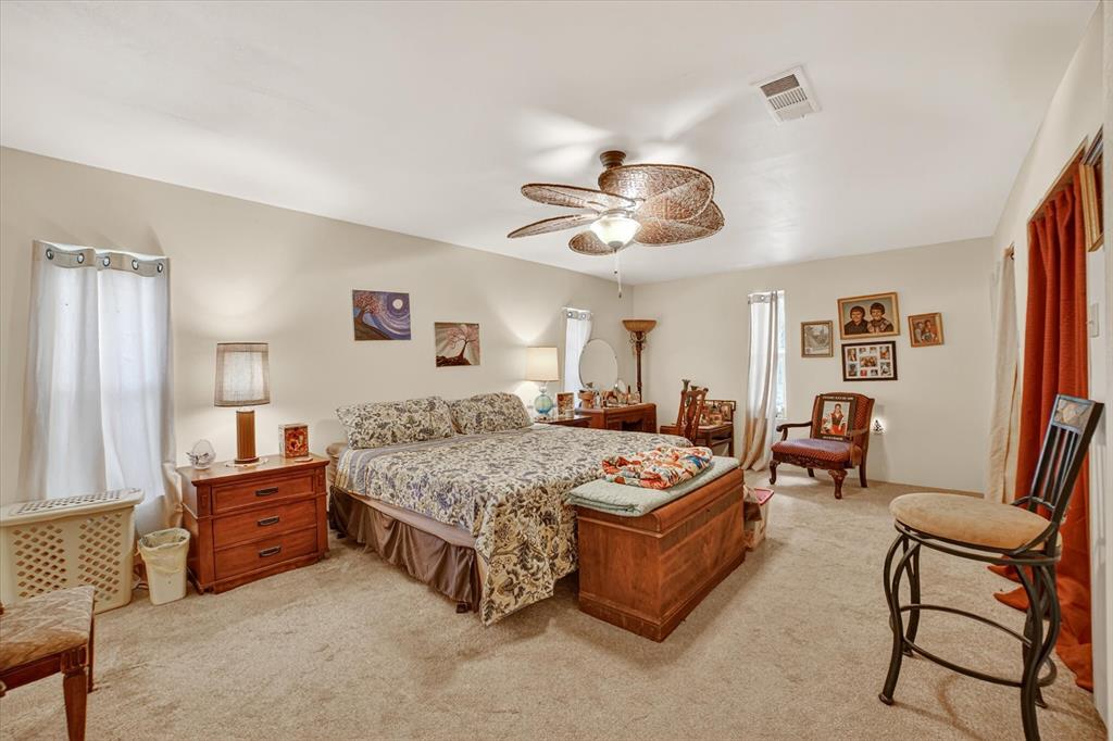 8088 Telegraph Road Quinlan, TX 75474 - Photo 14 of 34