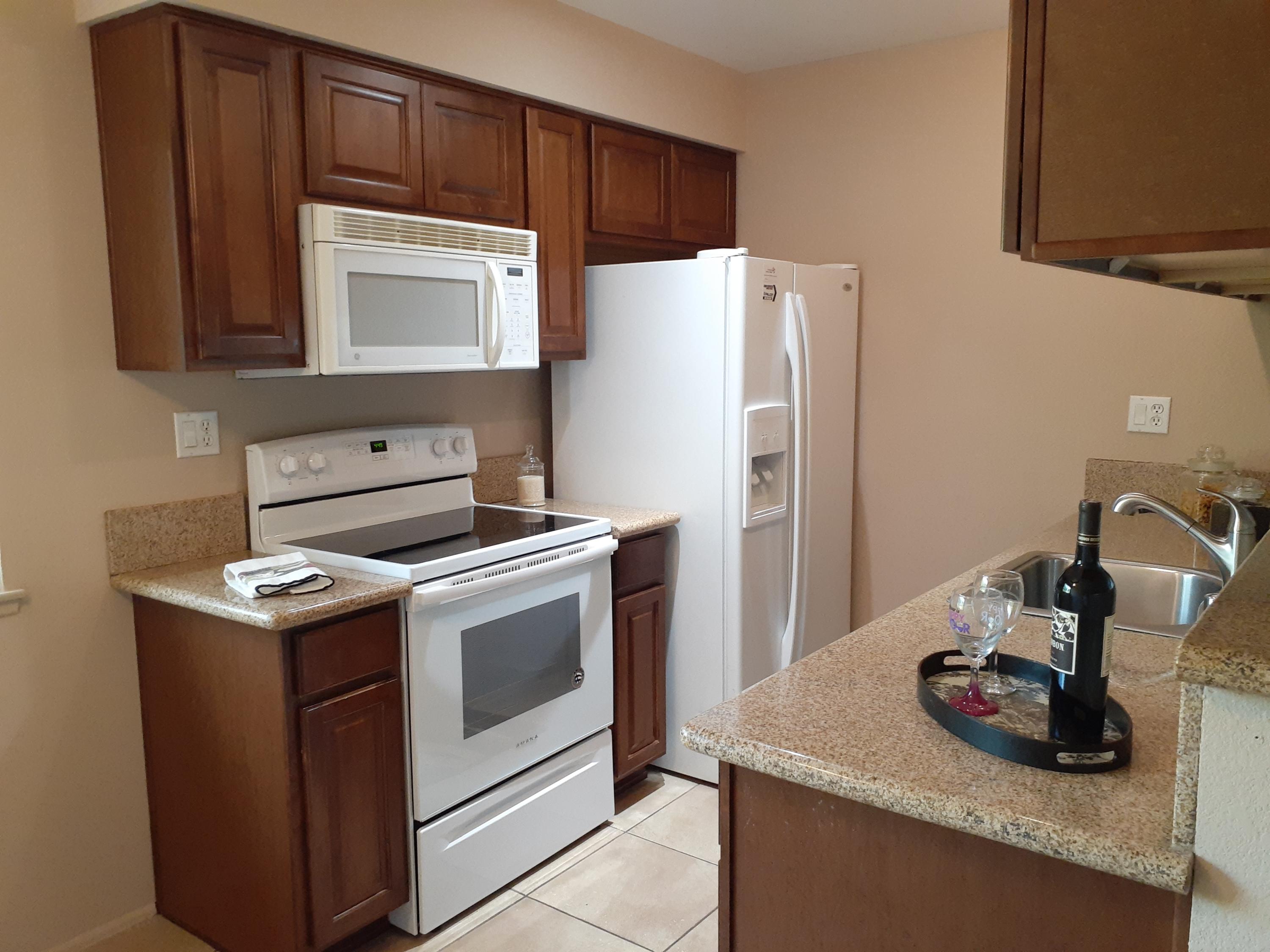 72669 Eagle Road, Unit 4 Palm Desert, CA 92260 - Photo 1 of 8 kitchen 2