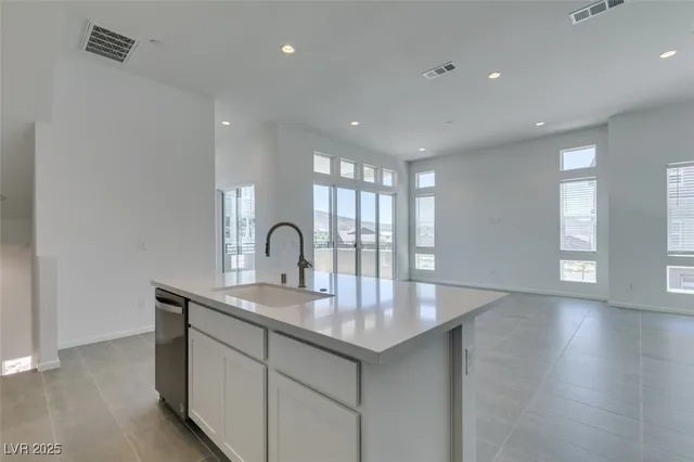 $2,995 | 3343 Birdseye Maple Avenue, Henderson, NV 89044