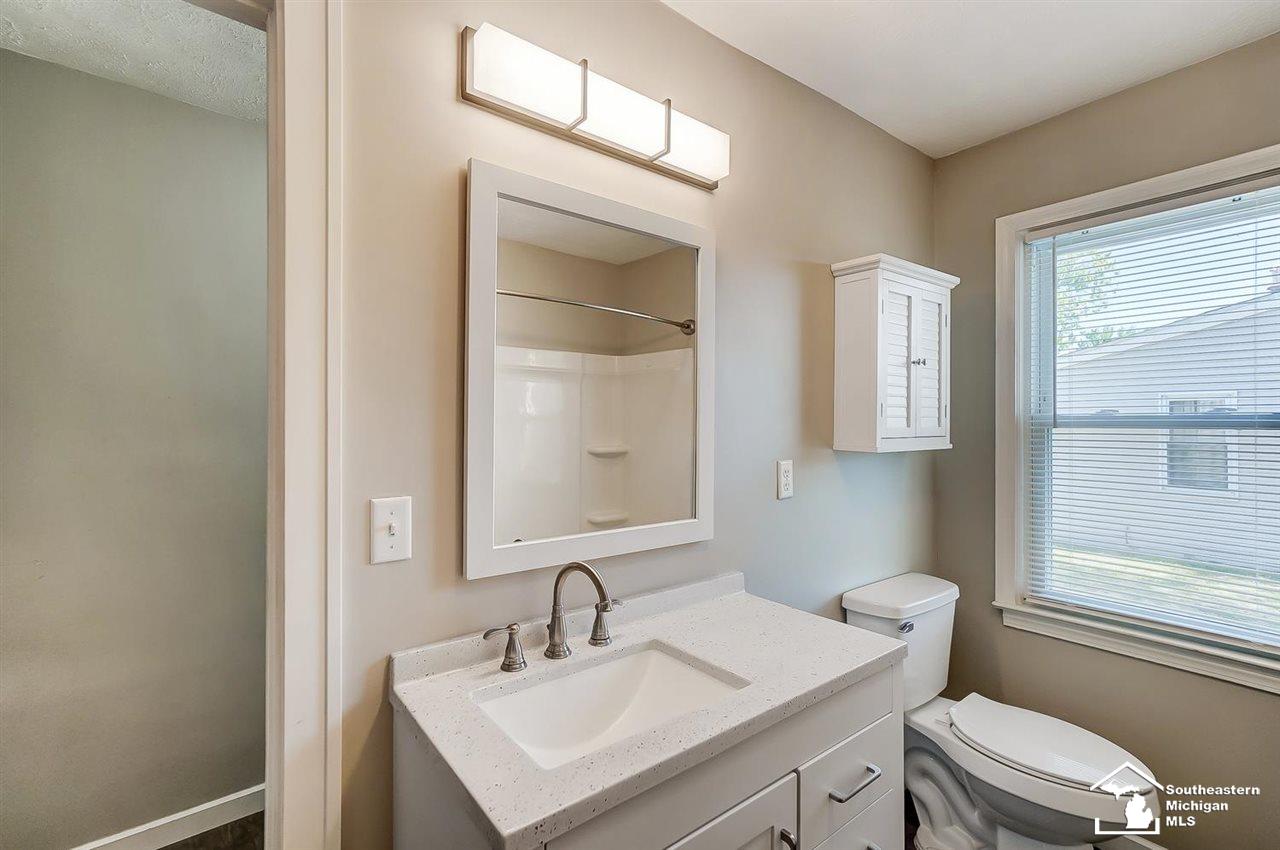 15415 South Telegraph Road Monroe, MI 48161 - Photo 20 of 34
