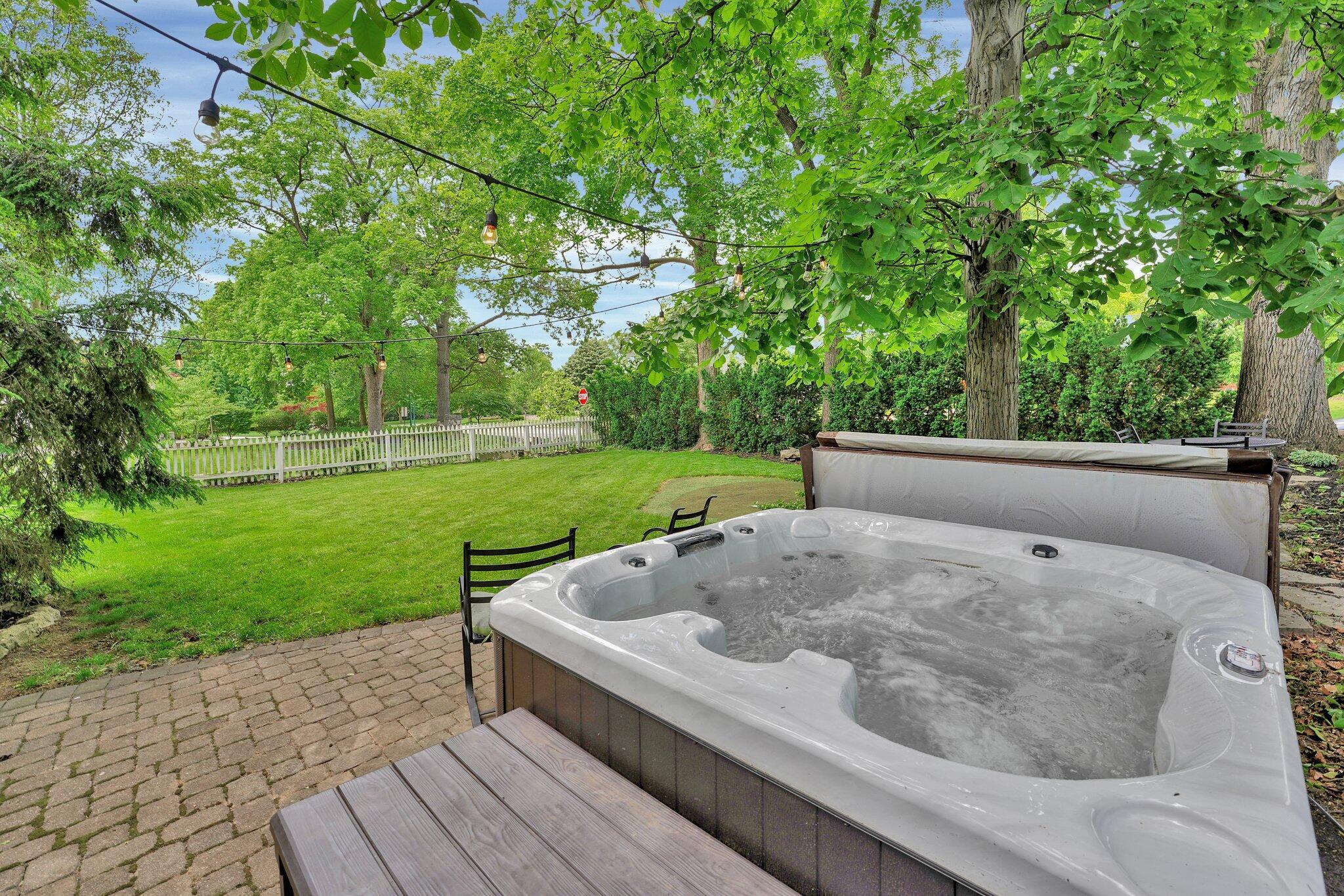 2500 Henthorn Road Upper Arlington, OH 43221 - Photo 45 of 55 Hot Tub