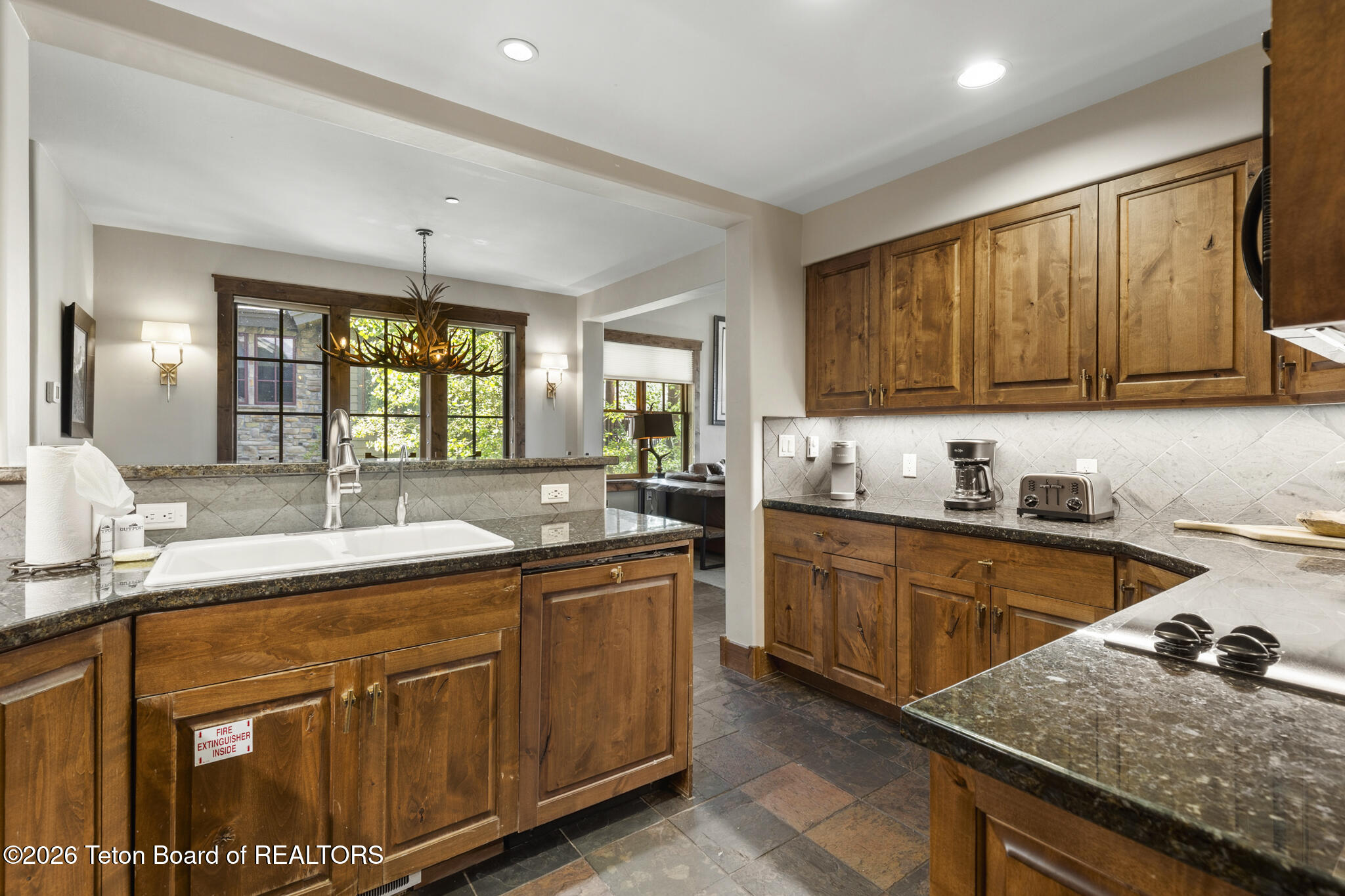 552 Snow King Loop Road, Unit 523 Jackson, WY 83001 - Photo 21 of 38 6V2A8905