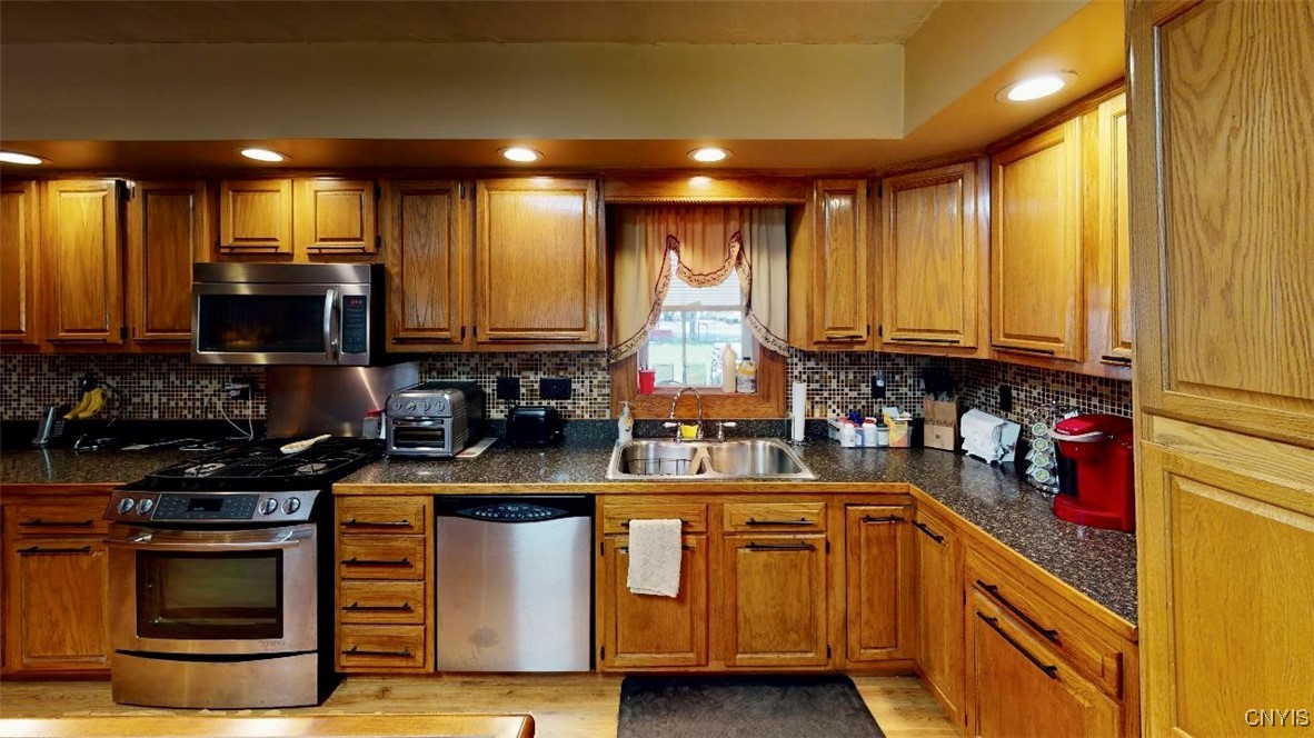 620 County Rte 48 Altmar, NY 13302 - Photo 7 of 47