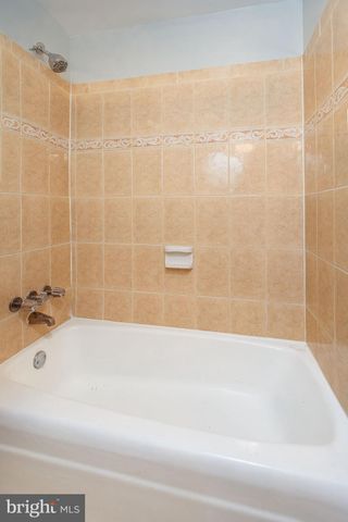 $300,000 | 4600 Duke Street, Unit 1432, Alexandria, VA 22304