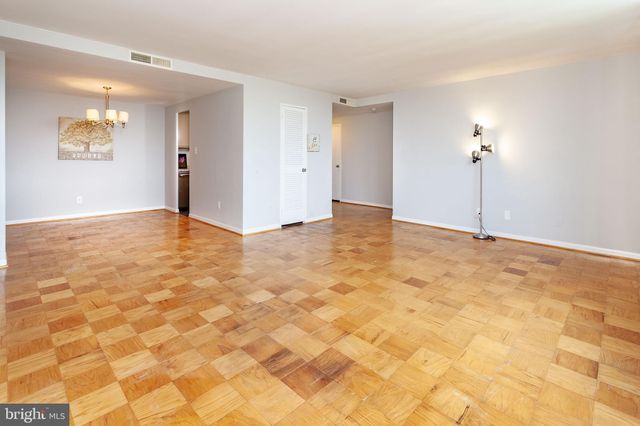 $300,000 | 4600 Duke Street, Unit 1432, Alexandria, VA 22304