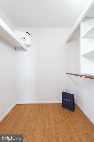 $300,000 | 4600 Duke Street, Unit 1432, Alexandria, VA 22304