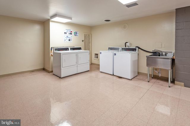 $300,000 | 4600 Duke Street, Unit 1432, Alexandria, VA 22304