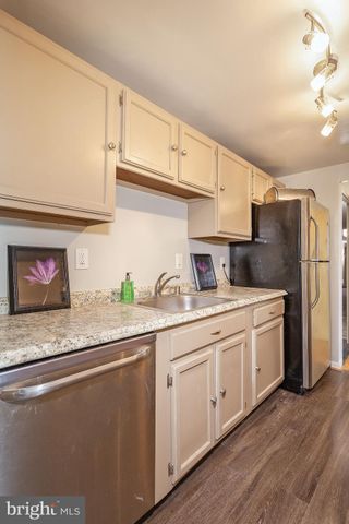 $300,000 | 4600 Duke Street, Unit 1432, Alexandria, VA 22304