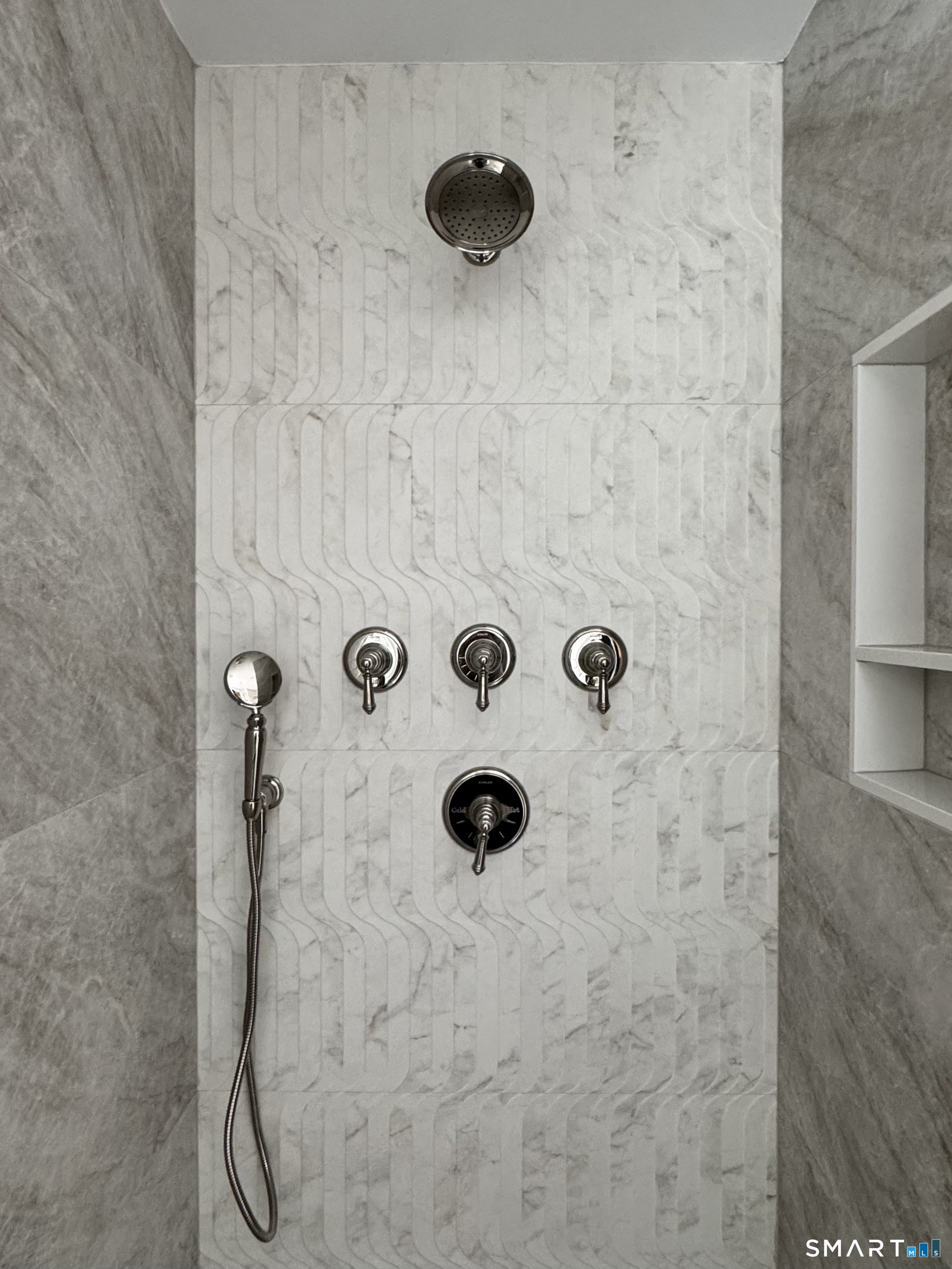 204 Glen Ridge Road Fairfield, CT 06825 - Photo 6 of 45 a bathroom with a shower