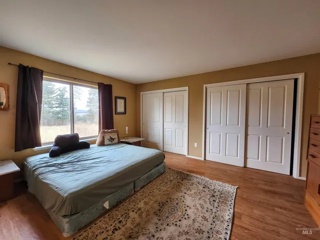 $875,000 | 1703 Little Bear Ridge Road, Troy, ID 83871