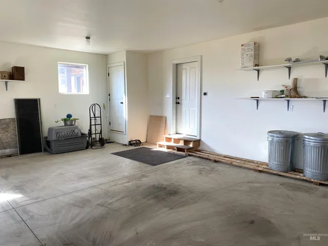 $875,000 | 1703 Little Bear Ridge Road, Troy, ID 83871