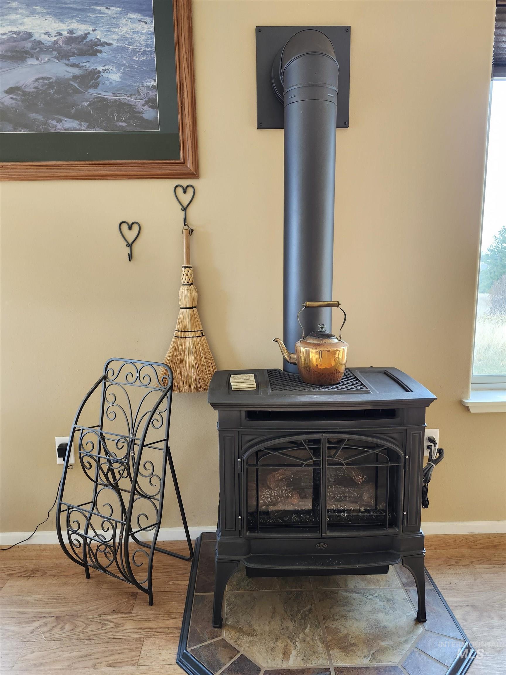 1703 Little Bear Ridge Road Troy, ID 83871 - Photo 9 of 50