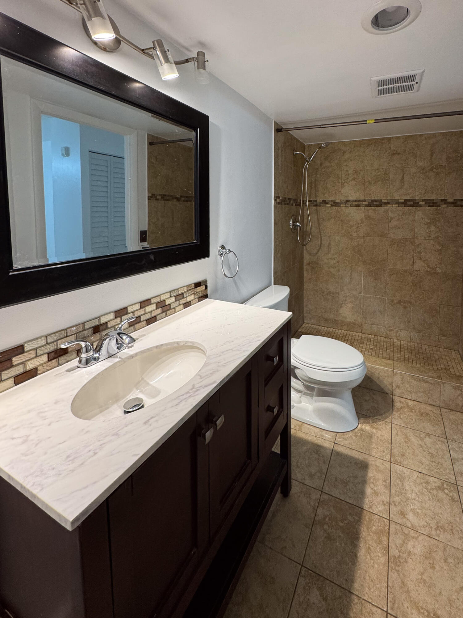4166 Inverrary Drive, Unit 104 Lauderhill, FL 33319 - Photo 3 of 18 IMG_0954
