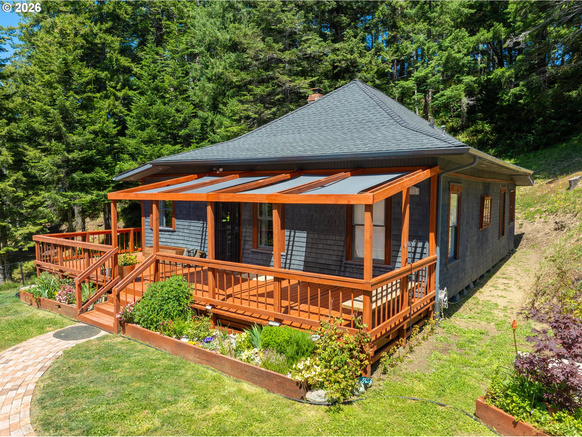 27837 Thimbleberry Road Gold Beach, OR 97444 - Photo 4 of 27 Gallery Image 4