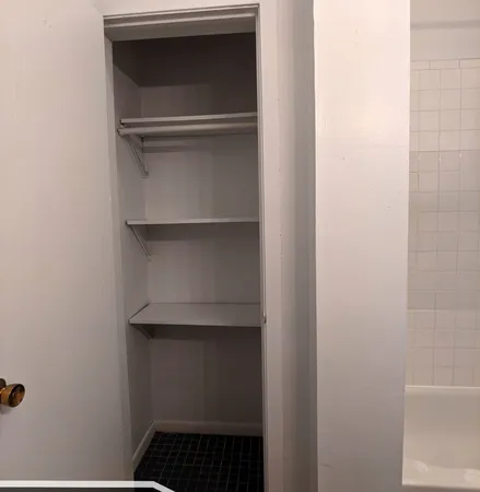 $2,695 | 2323 North Kedzie Boulevard, Unit 2, Chicago, IL 60647