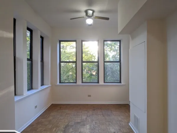 $2,695 | 2323 North Kedzie Boulevard, Unit 2, Chicago, IL 60647