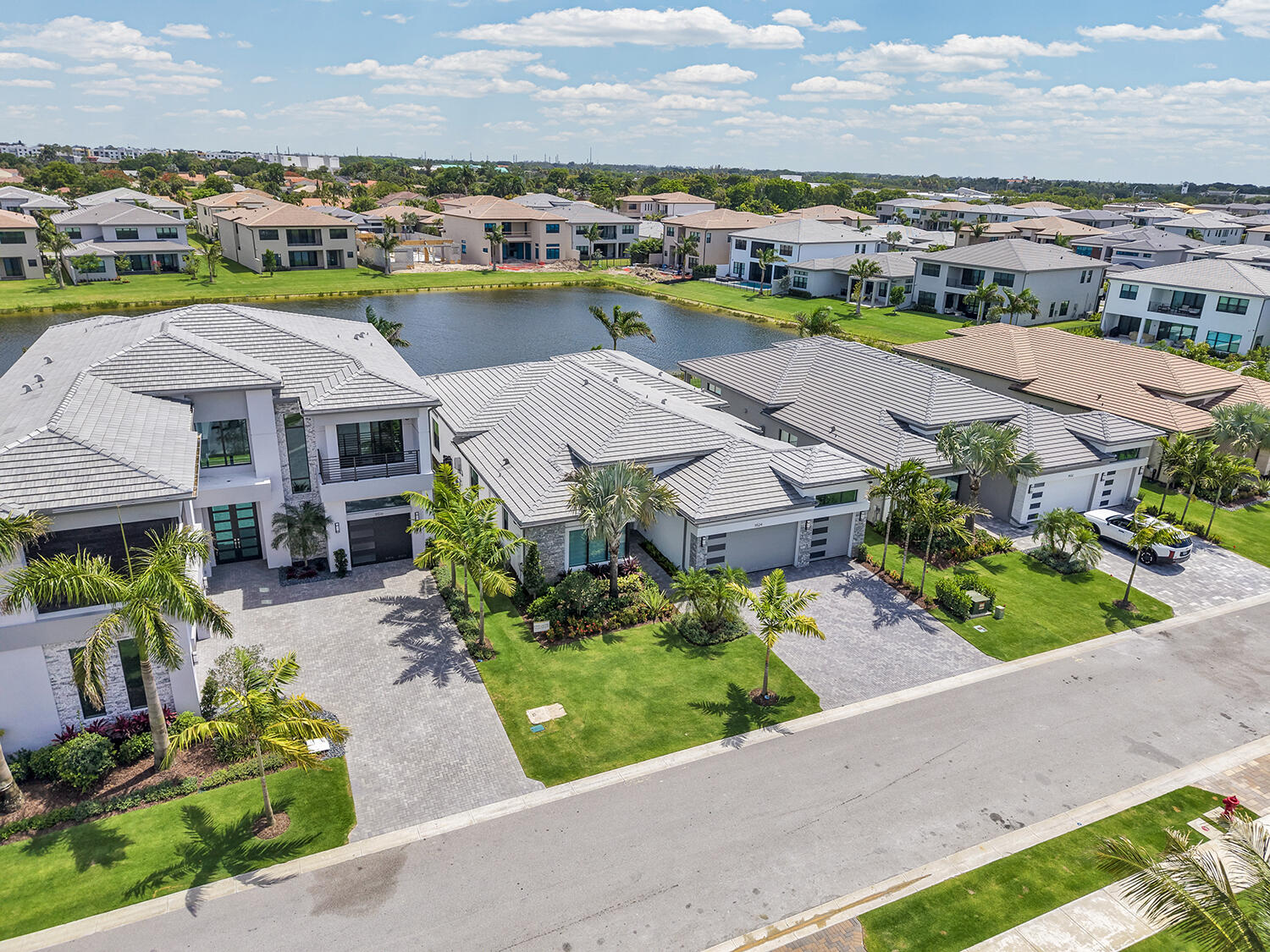 9524 Riverside Pk Drive Boca Raton, FL 33434 - Photo 3 of 37 DJI_20260527150024_0208_D