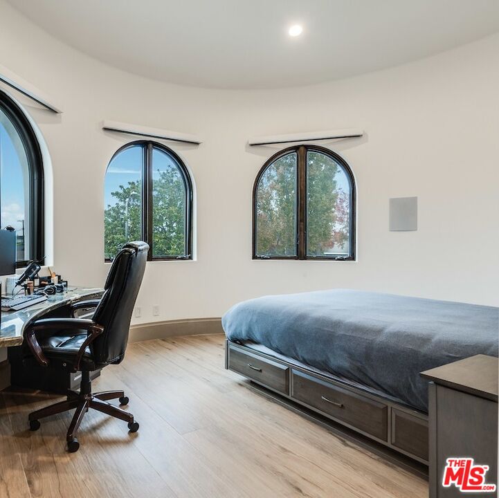 6390 Riggs Place Los Angeles, CA 90045 - Photo 15 of 26