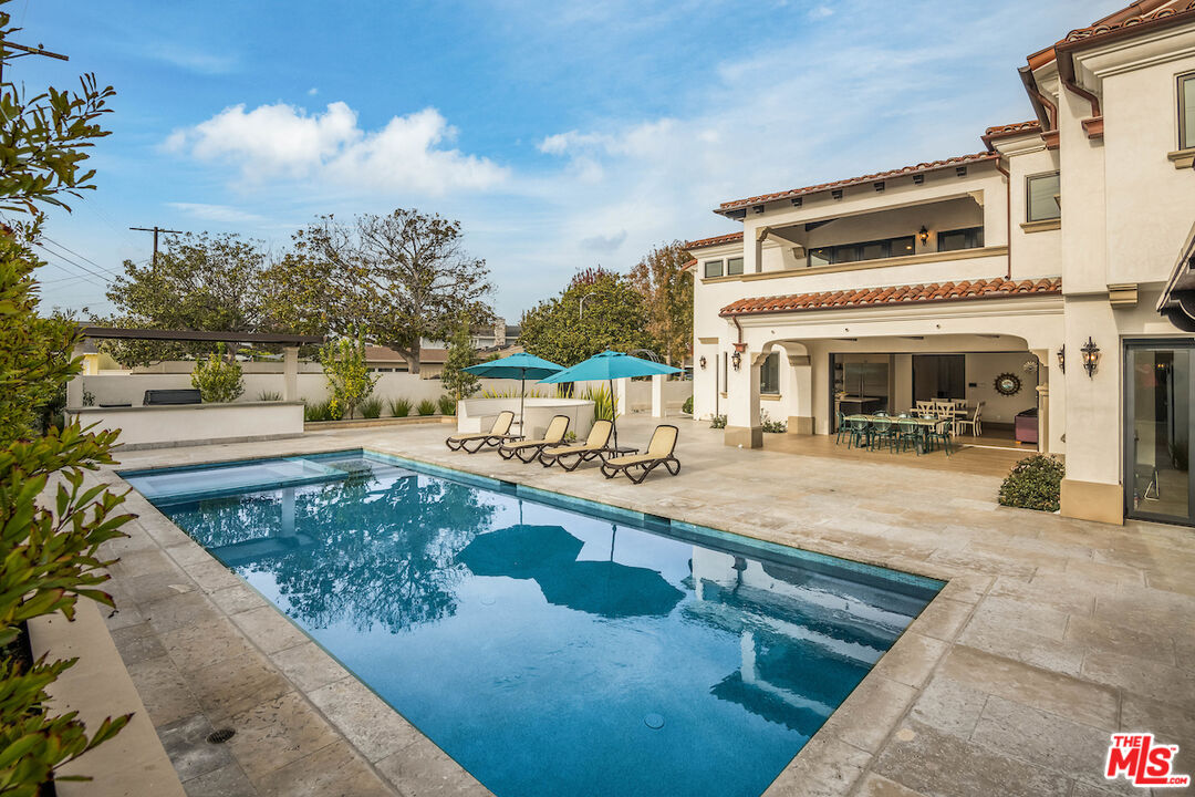 6390 Riggs Place Los Angeles, CA 90045 - Photo 23 of 26