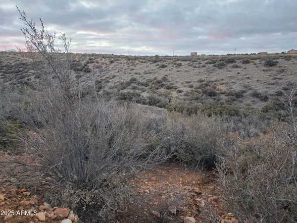 $40,000 | 9790 East Antrim Road, Unit 18, Dewey, AZ 86327