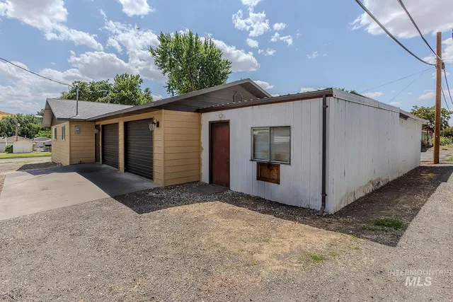 $269,000 | 1751 Columbia Street, Pomeroy, WA 99347