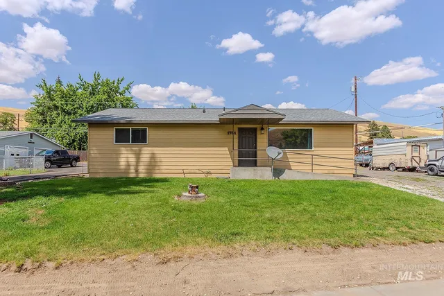 $269,000 | 1751 Columbia Street, Pomeroy, WA 99347