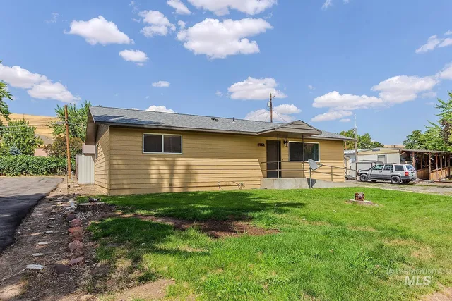 $269,000 | 1751 Columbia Street, Pomeroy, WA 99347