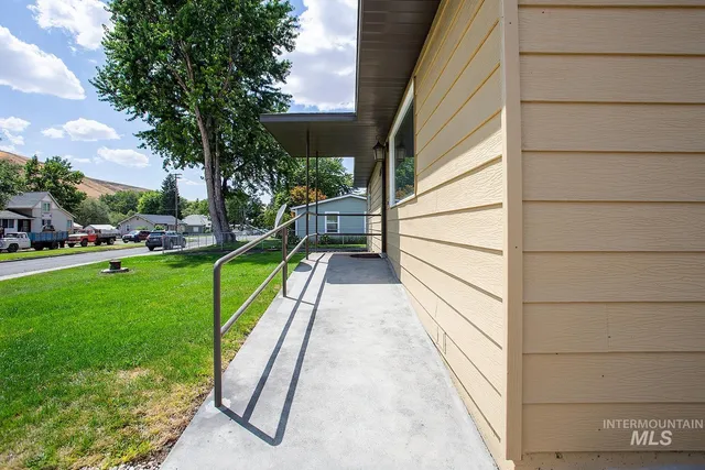 $269,000 | 1751 Columbia Street, Pomeroy, WA 99347