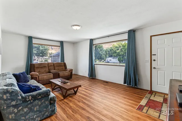 $269,000 | 1751 Columbia Street, Pomeroy, WA 99347