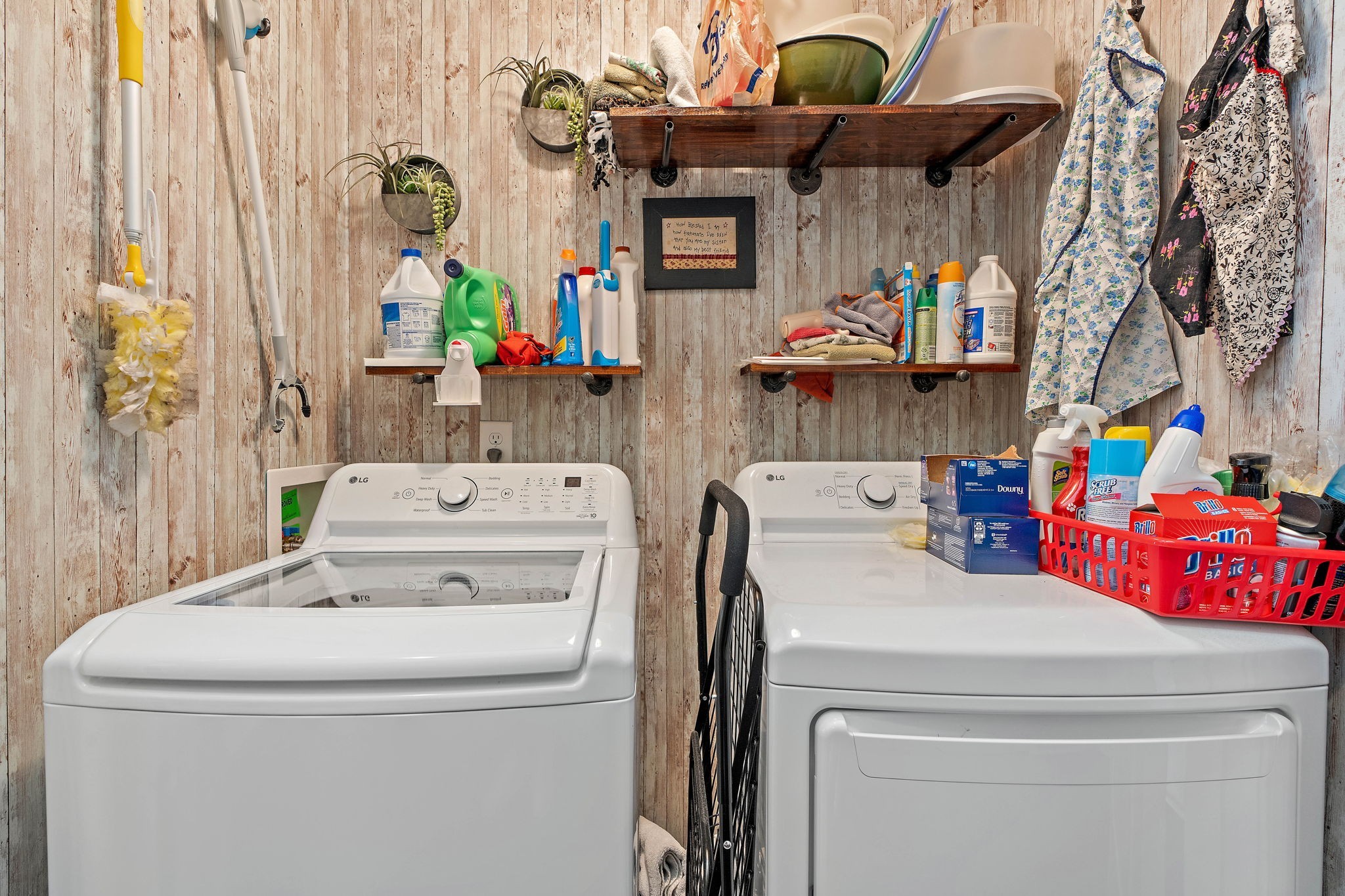1071 Muna Court Spring Hill, TN 37174 - Photo 16 of 50 a utility room with dryer and washer