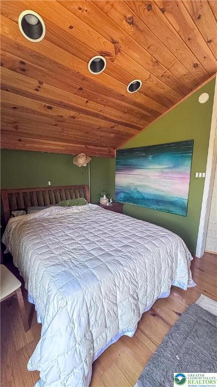 608 McKinley Street Hazleton, PA 18201 - Photo 28 of 59 a bedroom with a bed and a dresser