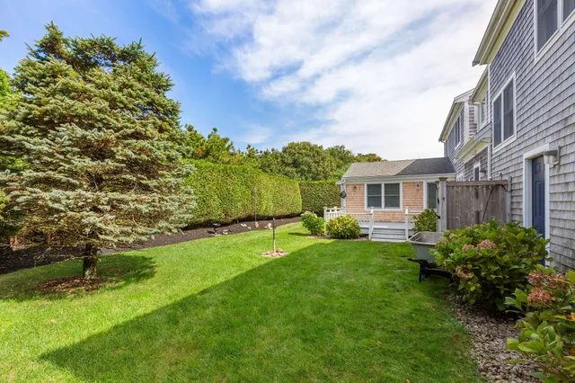 $1,625,000 | 2 Bassett Woods Road, Harwich, MA 02645
