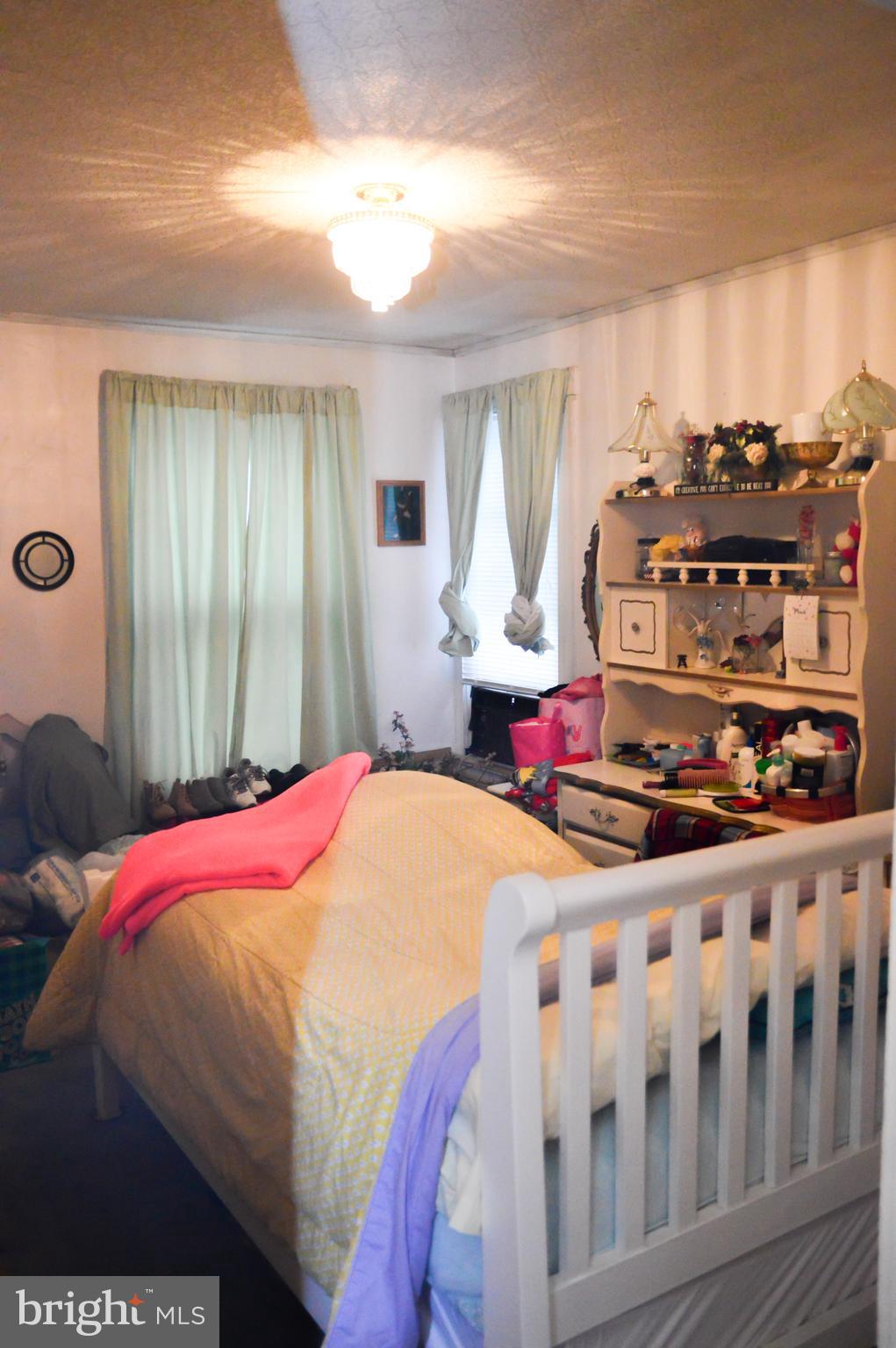 27 East 2nd Avenue Lititz, PA 17543 - Photo 7 of 12 Gallery Image 7