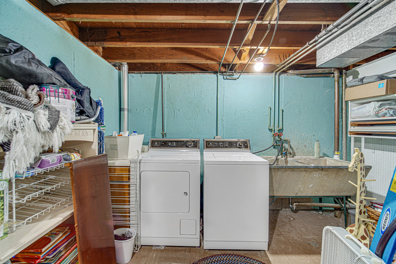 1202 Birch Drive Mount Prospect, IL 60056 - Photo 15 of 22 a utility room with dryer and washer