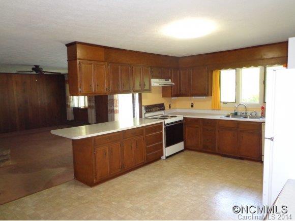 40 Emmas Grove Road Fletcher, NC 28732 - Photo 6 of 23 Gallery Image 6