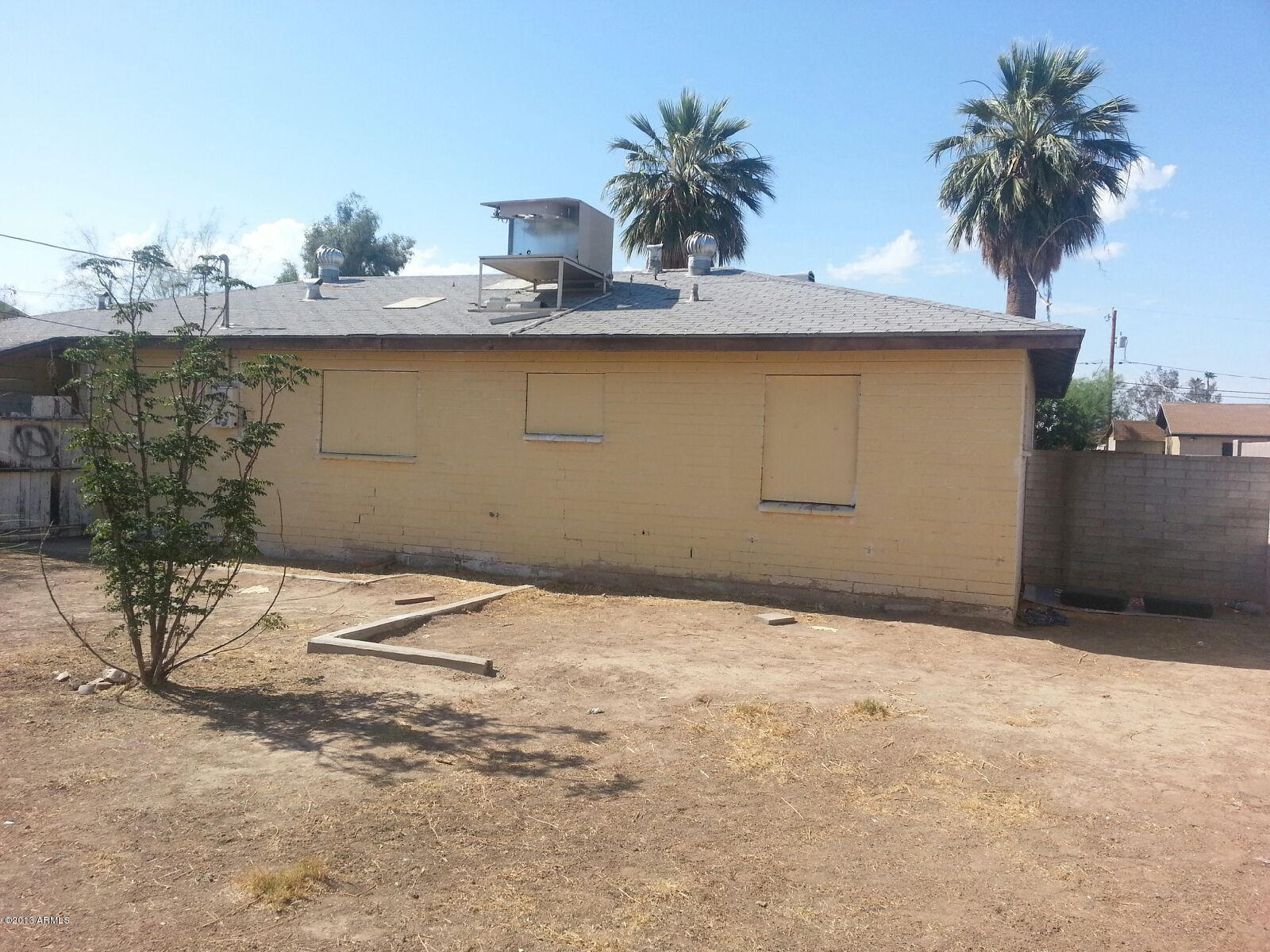 3633 West Almeria Road Phoenix, AZ 85009 - Photo 2 of 27 back2