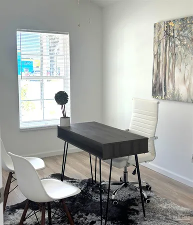 $2,100 | 2117 West Jackson Street, Pensacola, FL 32505