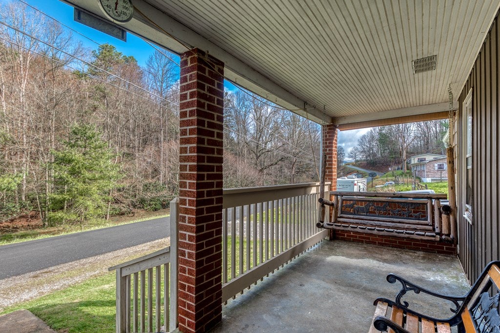 774 Currin Valley Road Marion, VA 24354 - Photo 16 of 28 Gallery Image 16