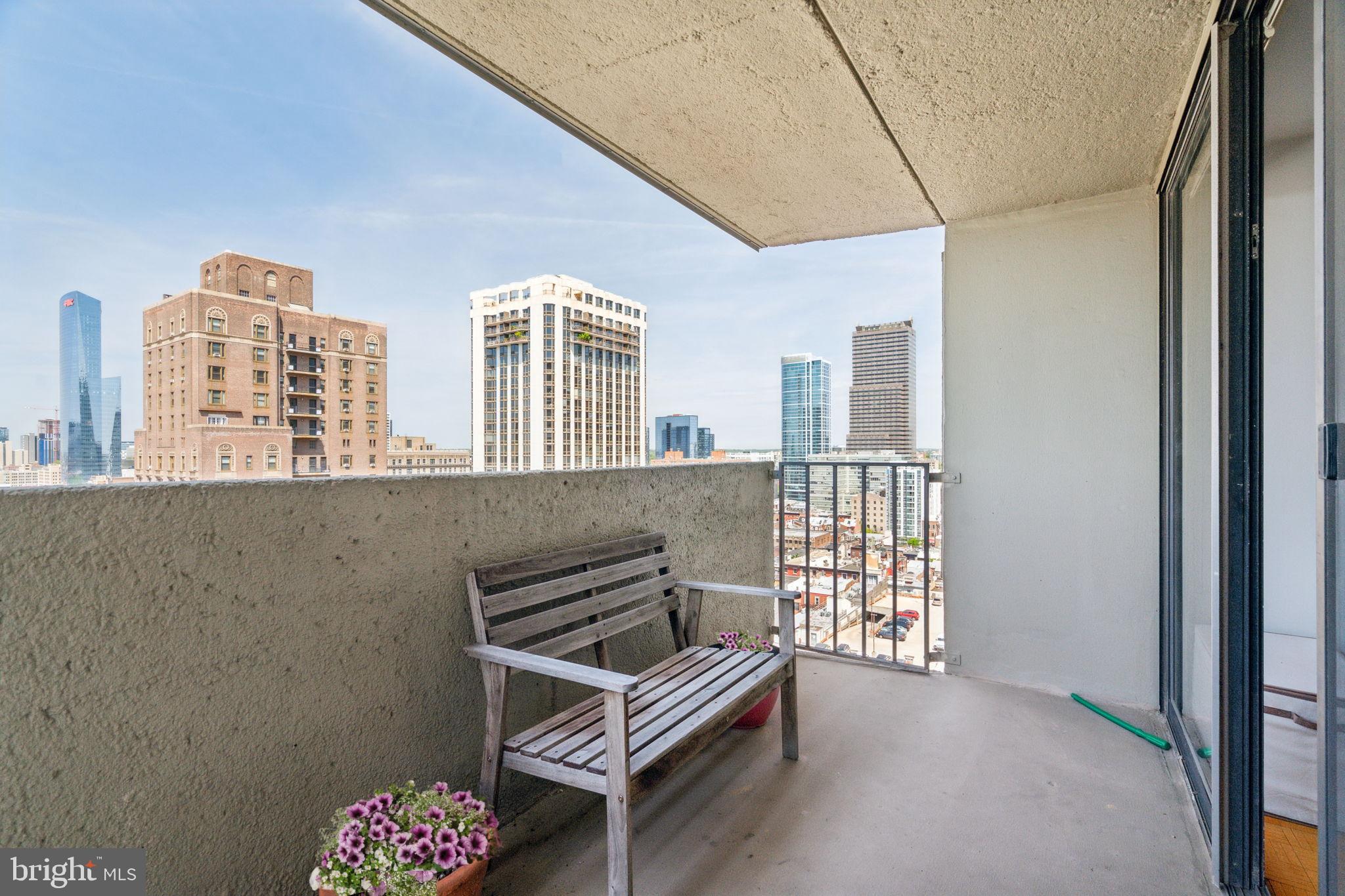 224 West Rittenhouse Square, Unit 1914 Philadelphia, PA 19103 - Photo 6 of 27