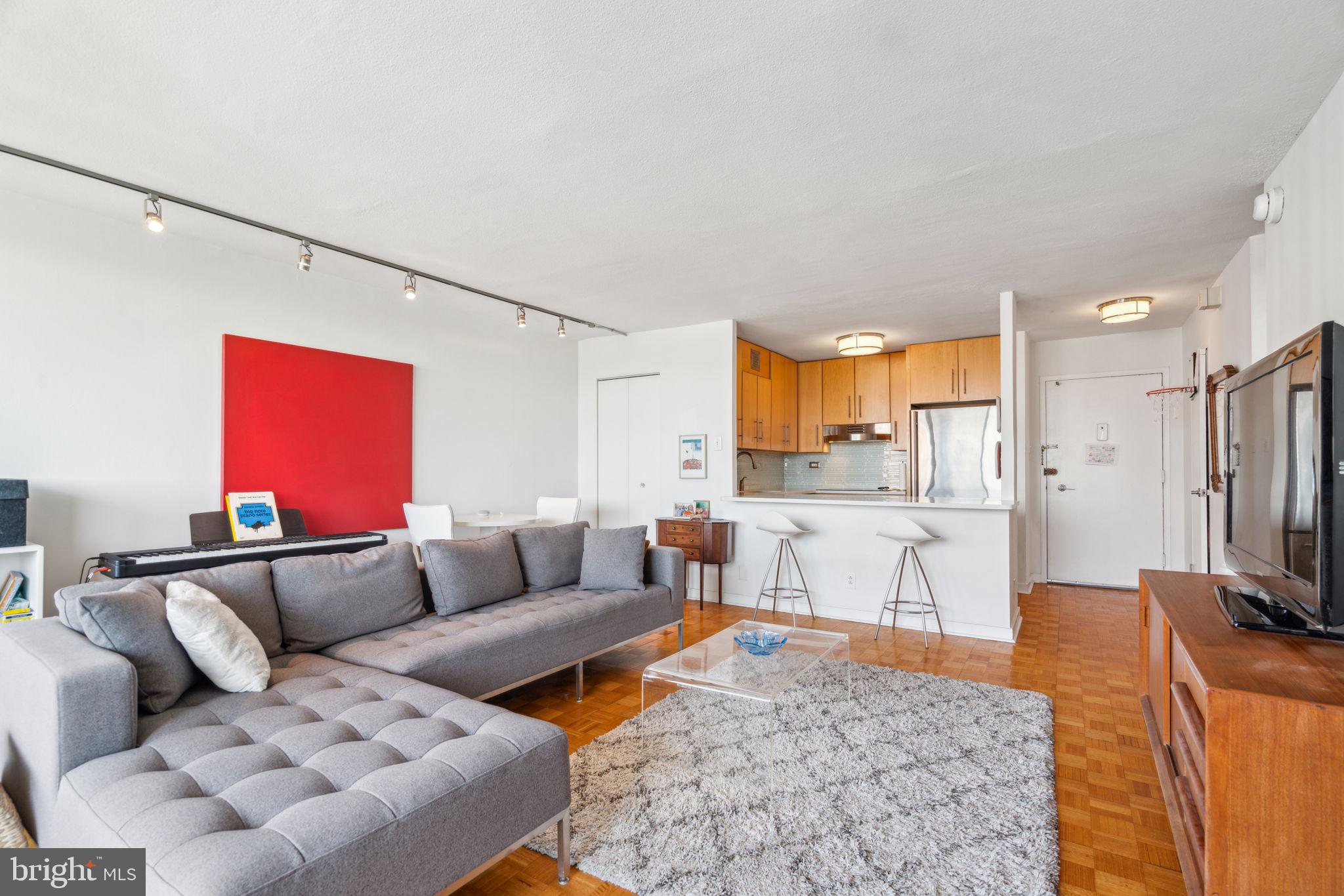 224 West Rittenhouse Square, Unit 1914 Philadelphia, PA 19103 - Photo 7 of 27